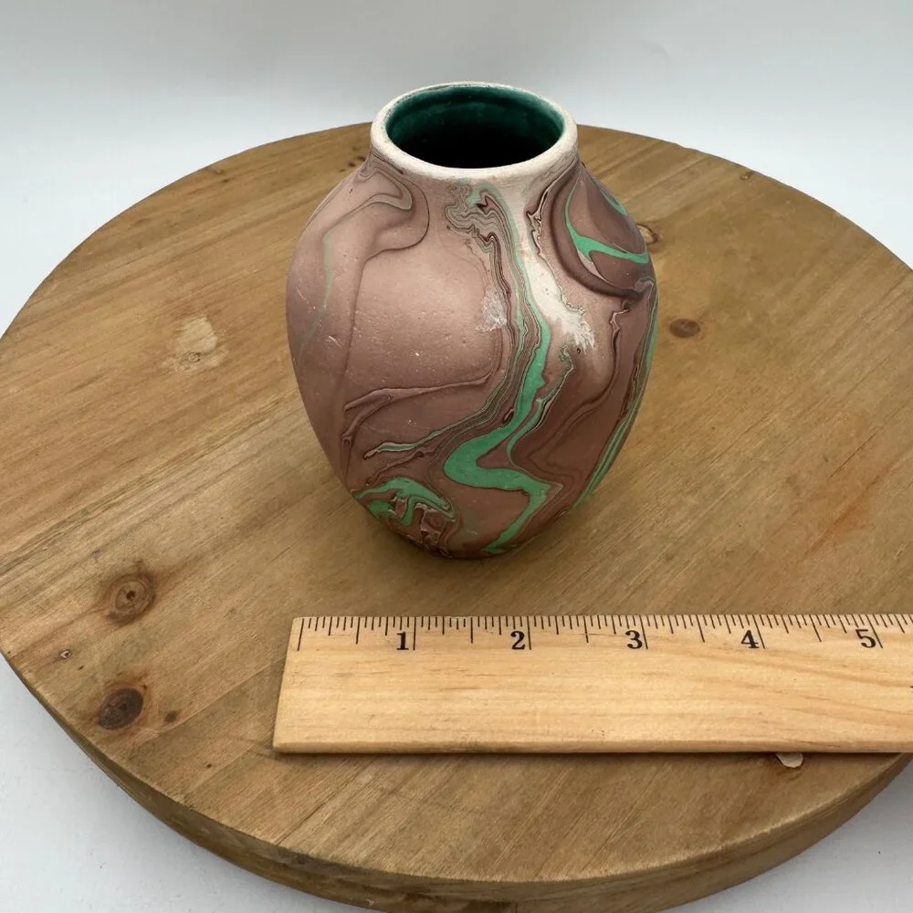 vintage Nemadji Pottery swirl Glacier National Park souvenir MCM vase
